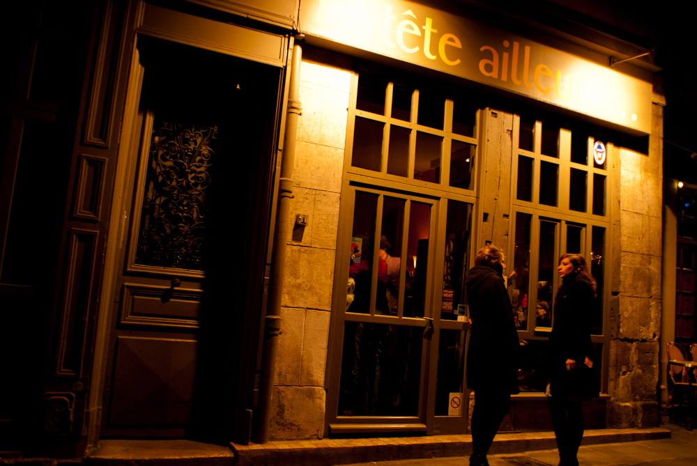 La Tete Ailleurs. Parisian Restaurant at night.